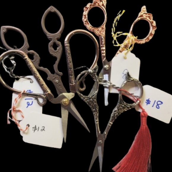 Lot 4 Fancy Needlework Scissors Embroidery Sewing Historical Reenactor Crafts B - Picture 4 of 4